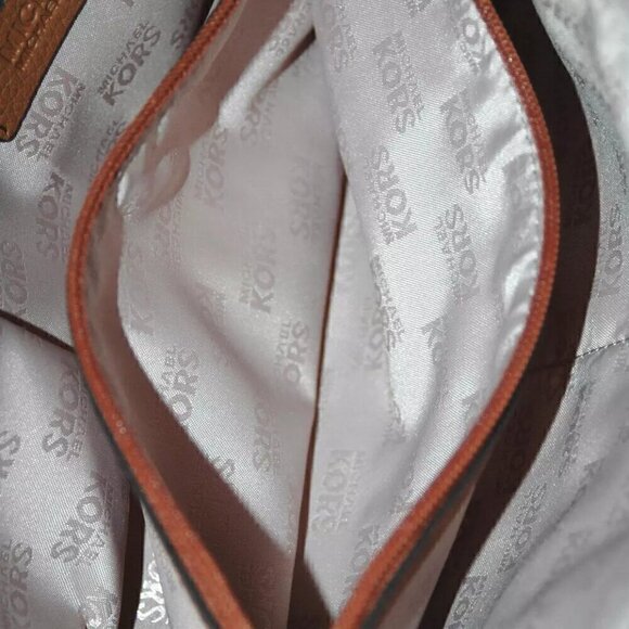 Michael Kors MK Soft Leather Handbag Medium Large Tote Zippered Purse EUC - Picture 7 of 12